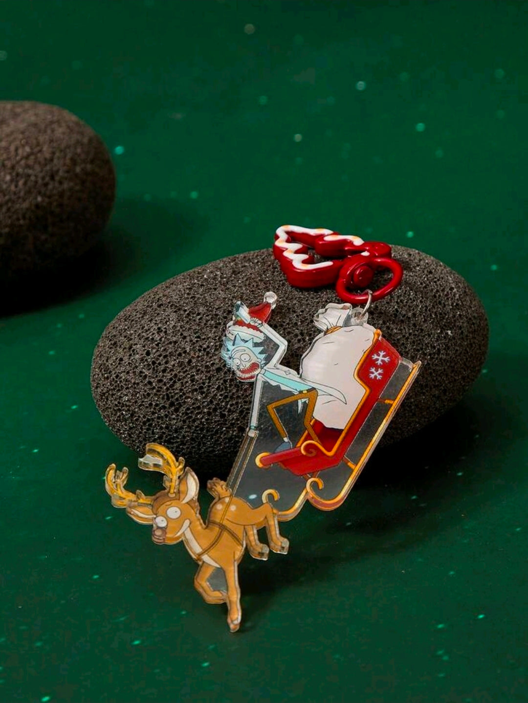 Christmas carabiner keyring with reindeer and sleigh charm, side view
