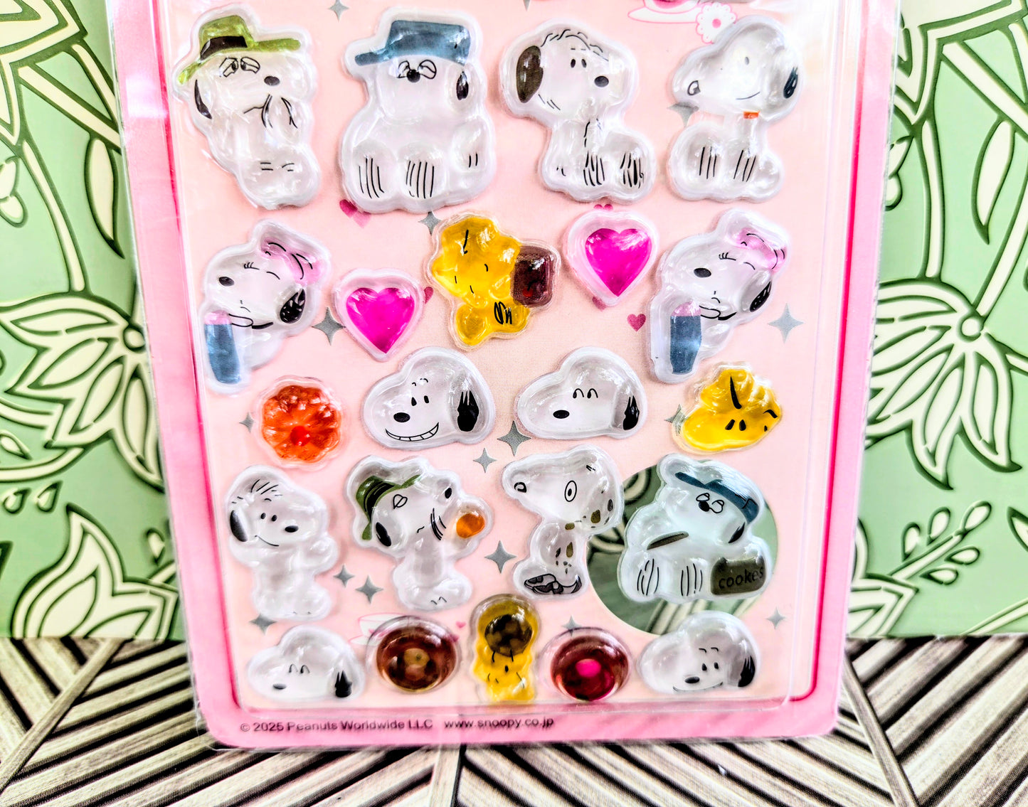 Peanuts Snoopy Bonbon Drop 3D Acrylic Sticker Charm Sheet