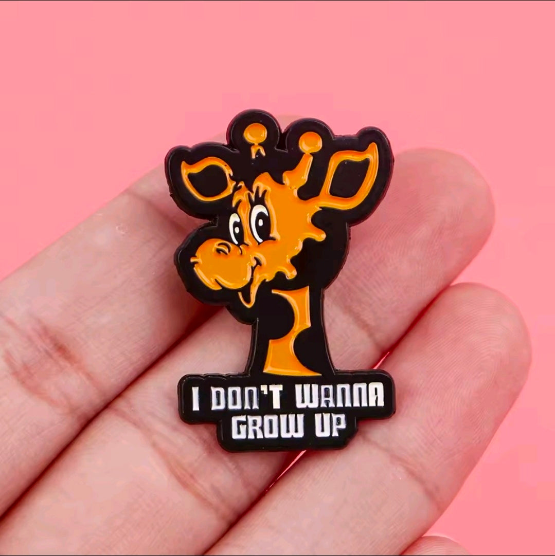 Toys R Us Geoffrey Giraffe Enamel Pin Set I Don't Wanna Grow Up