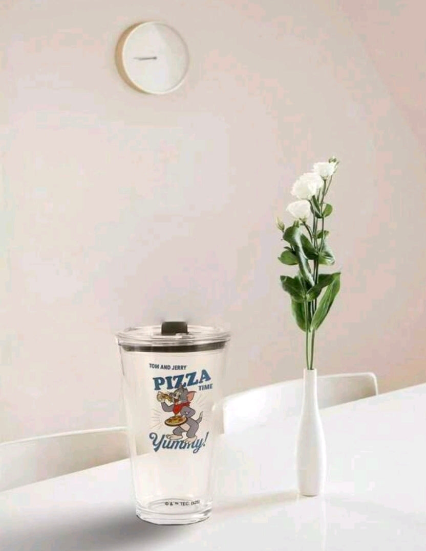 Clear glass tumbler with black lid and Pizza Time “Yummy!” graphic
