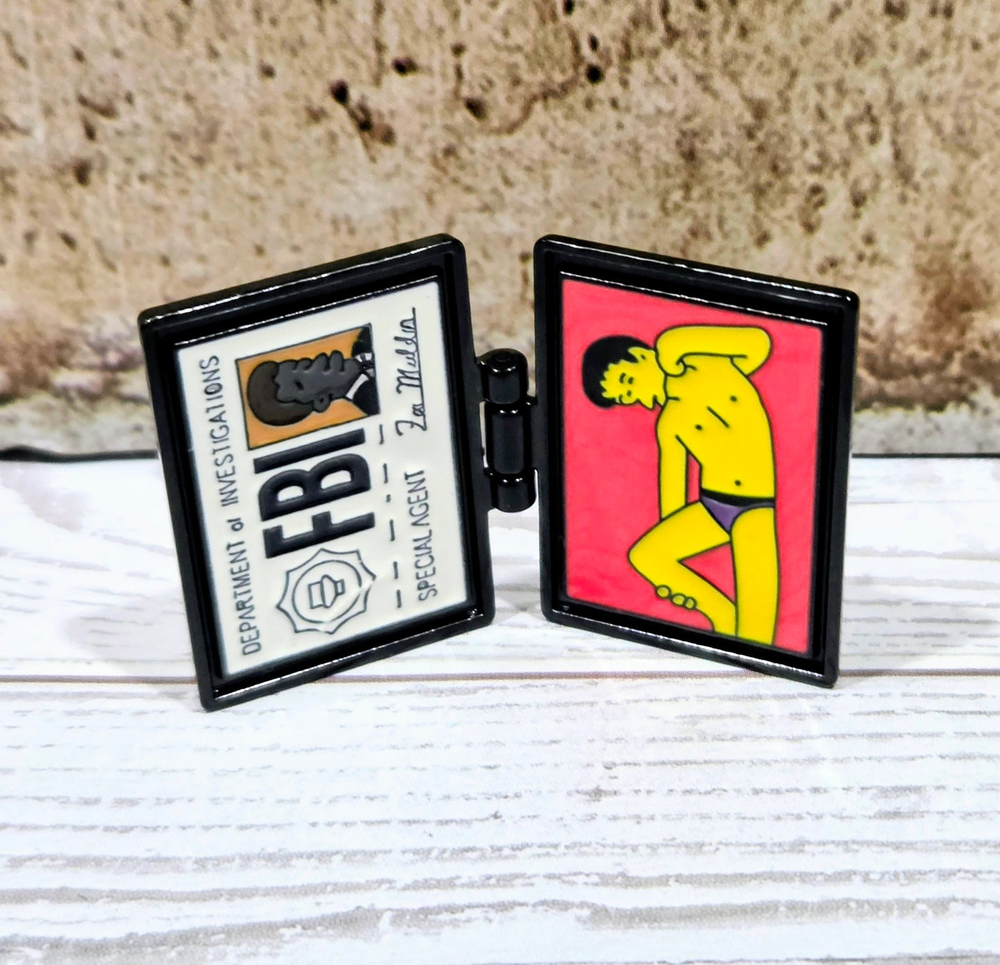 X-Files Enamel Pin Set 3pc Mulder FBI Badge I Want To Believe Phone