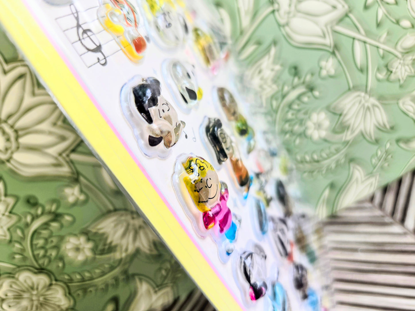 Peanuts Snoopy Bonbon Drop 3D Acrylic Sticker Charm Sheet