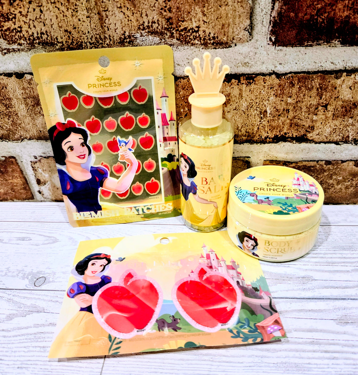 "Fairest in the Foam" Snow White Apple Bath Salts, Scrub, Eye Masks & Patches