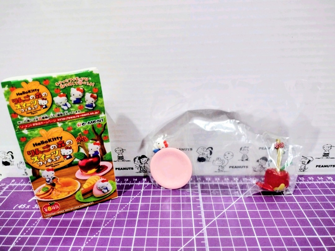 Re-Ment Hello Kitty Apple Forest Sweets Candied Apple — Sealed