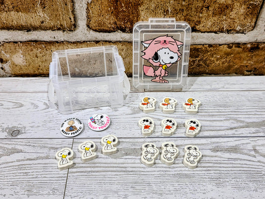 Mini Snoopy Clear Desktop Organizer Box w/ 12 Erasers & 2 Pins Cat Costume Pig-Pen Peanuts NEW 🐾