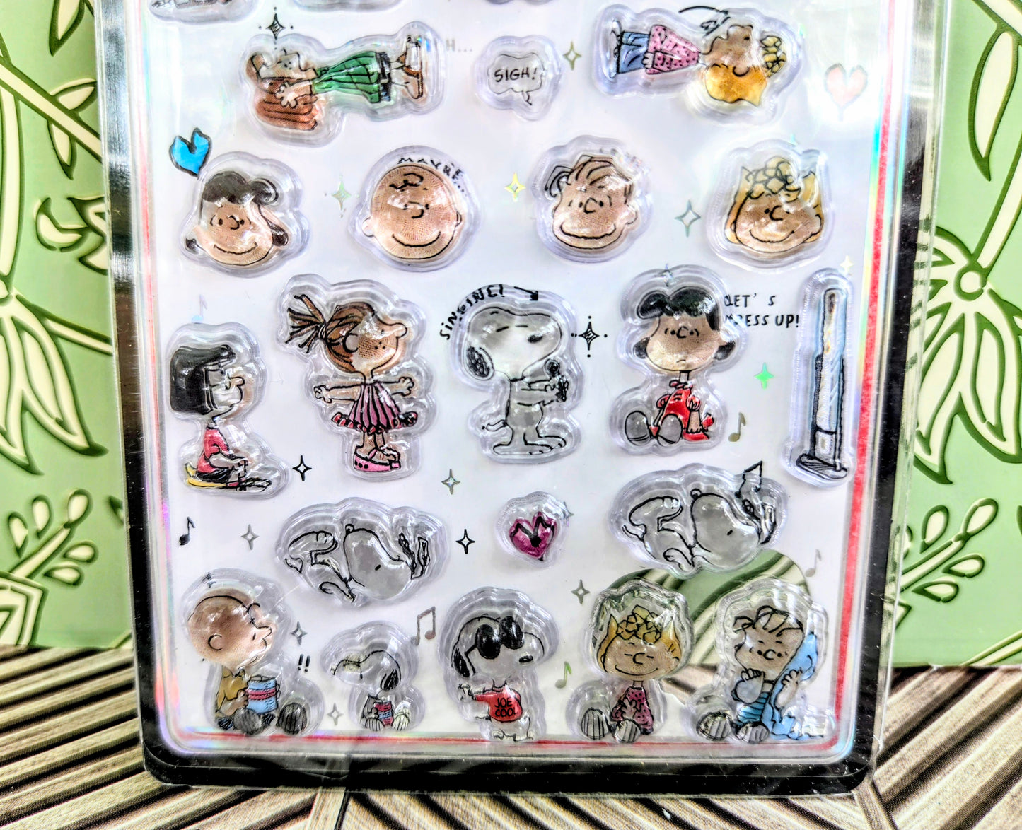 Peanuts Snoopy Charlie Brown Gang Bonbon Drop 3D Sticker Sheet