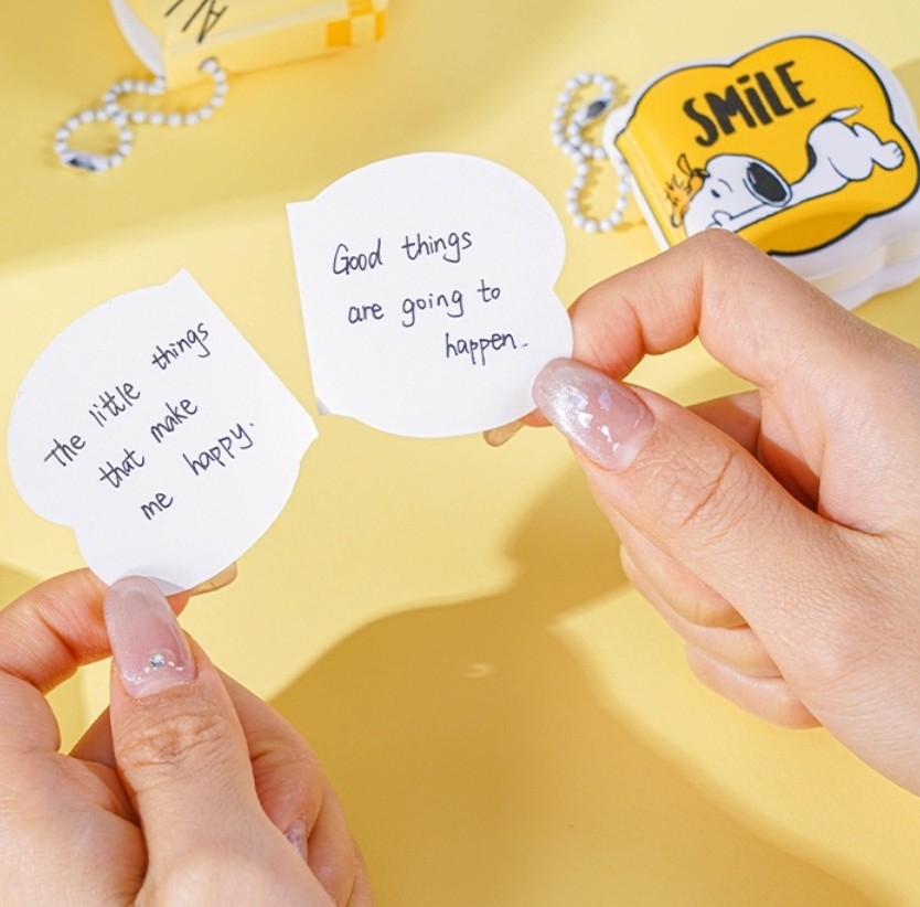 Joytop Peanuts Snoopy All Smiles Gel Pen Acrylic Charm Mini Keychain Notepad Set Kawaii Stationery